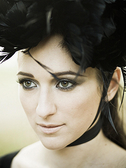 Shara Worden